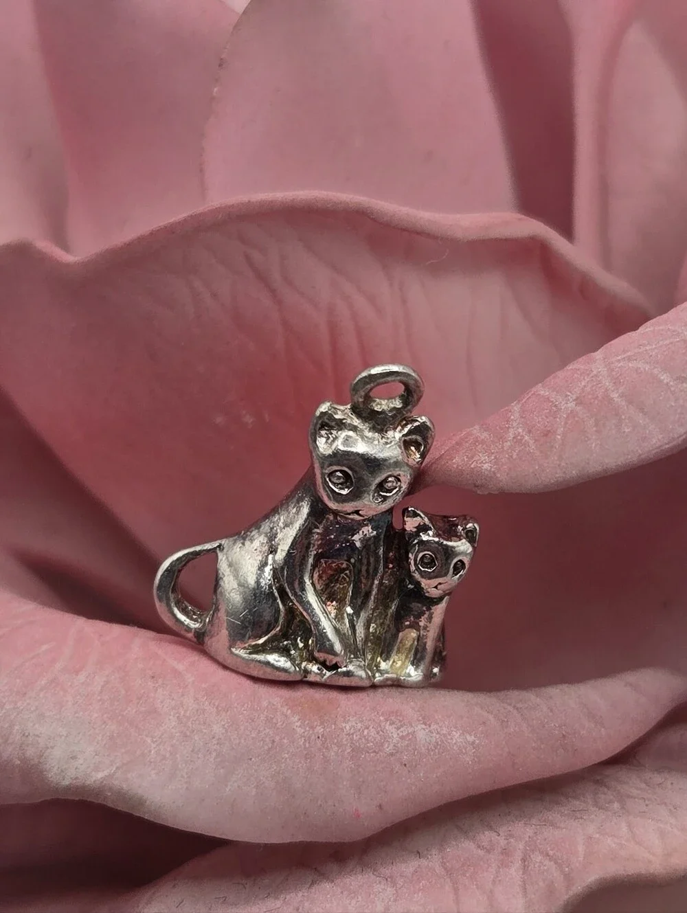 Jezlaine Sterling Silver Cat and Kitten Pendant